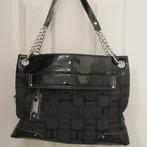 Lovely patterned purse